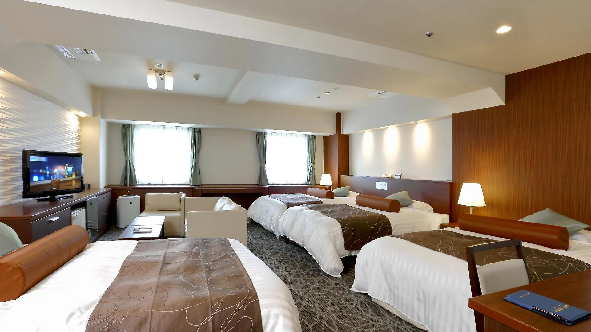 Hotel Plaza Οσάκα 4*,  Ιαπωνία