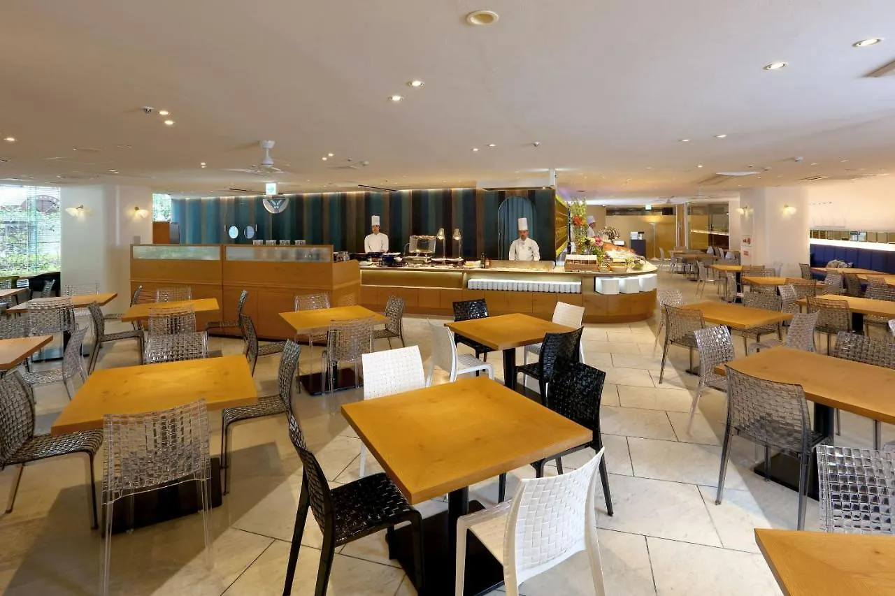 ****  Hotel Plaza Osaka Japan