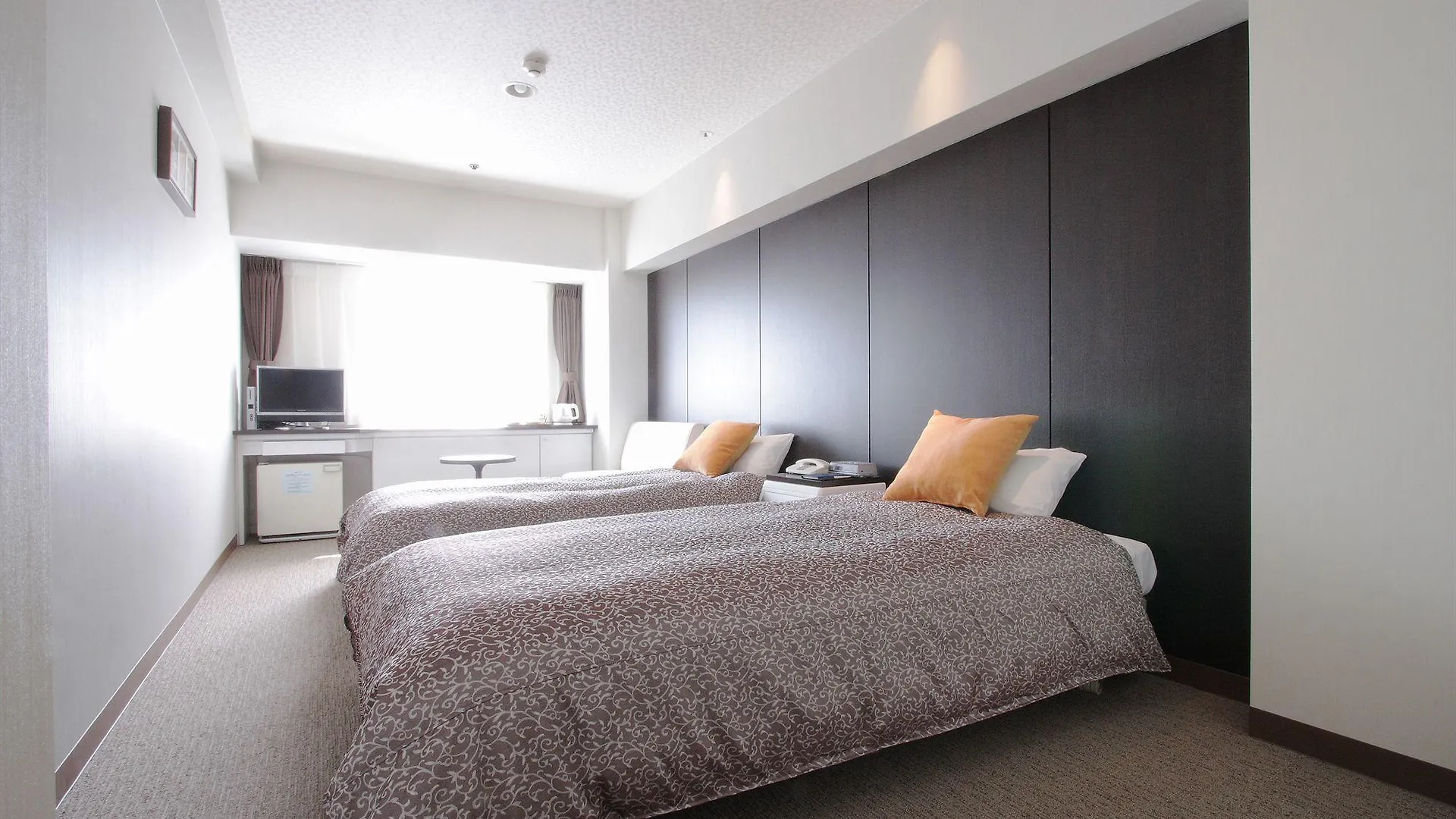Hotel Plaza Osaka 4*,